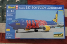 images/productimages/small/Boeing 737-800 TUIfly GoldbAIR Revell 04268 1;144 voor.jpg